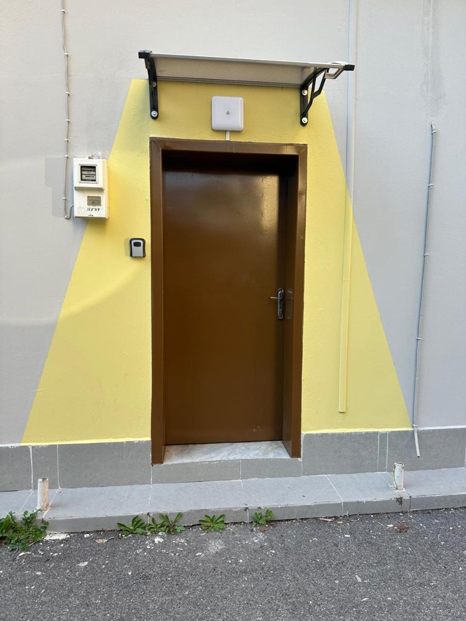 Hotel Center Cozy Nest Tirana Exterior foto